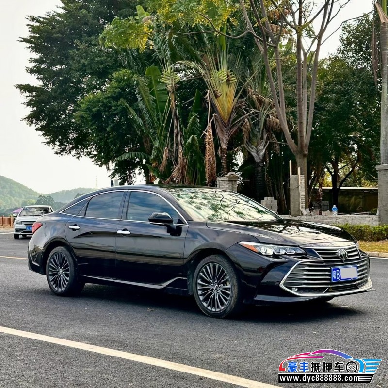 19年丰田亚洲龙轿车抵押车出售