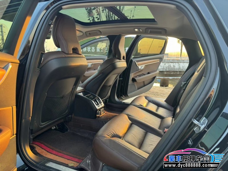 20年沃尔沃S90轿车抵押车出售