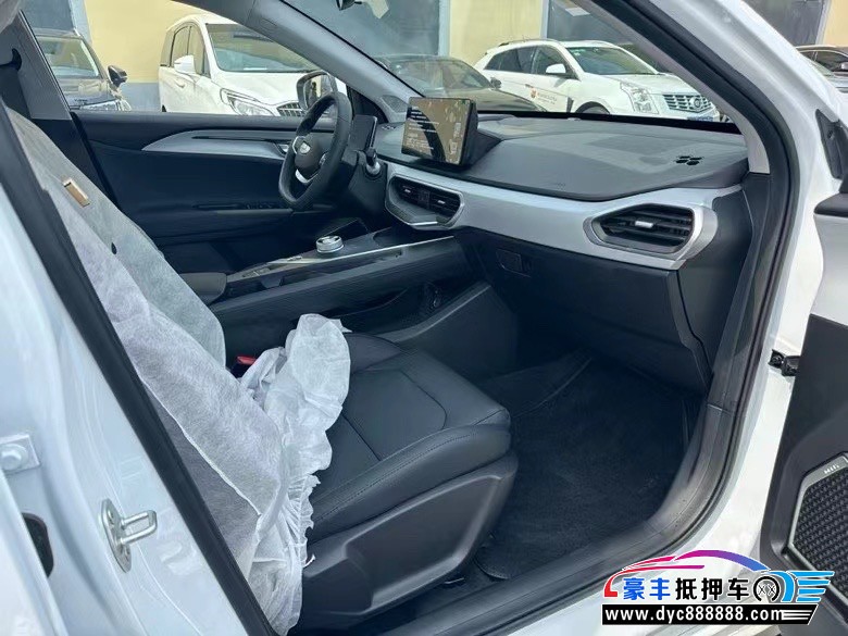 24年吉利几何轿车抵押车出售