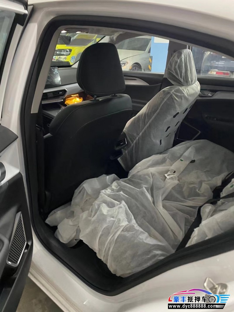 24年吉利几何轿车抵押车出售