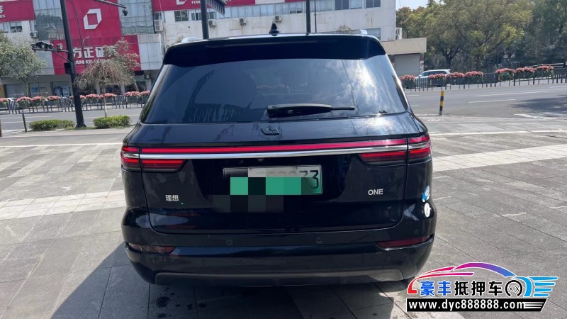 21年理想ONE轿车抵押车出售