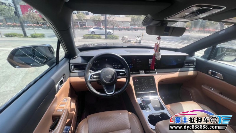 21年理想ONE轿车抵押车出售