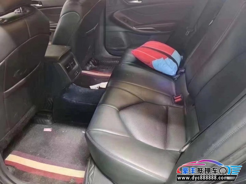 22年丰田亚洲龙轿车抵押车出售