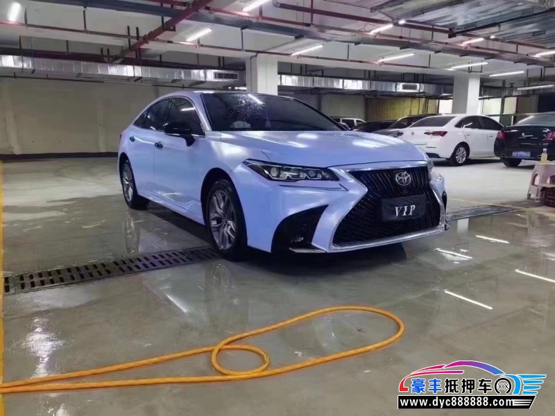 22年丰田亚洲龙轿车抵押车出售