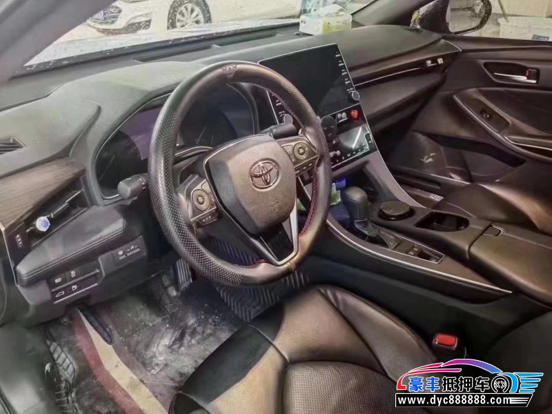 22年丰田亚洲龙轿车抵押车出售