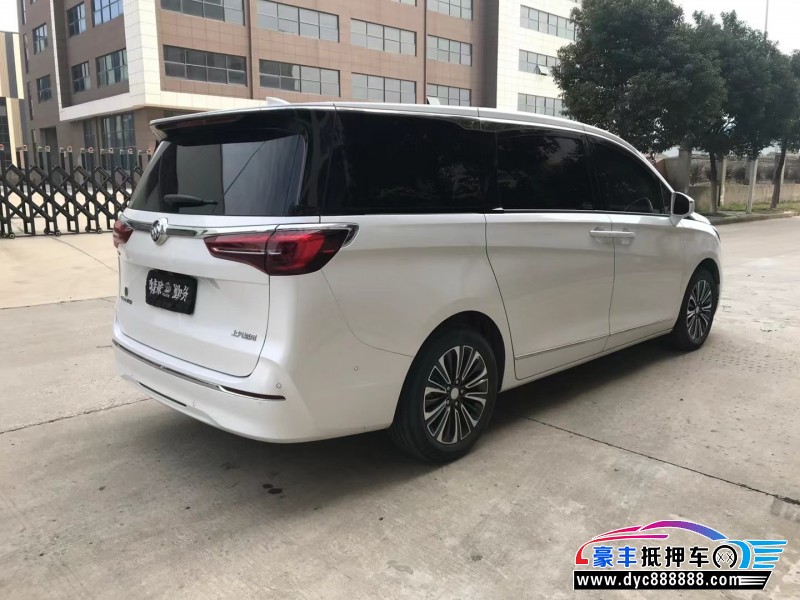 21年别克GL8轿车抵押车出售