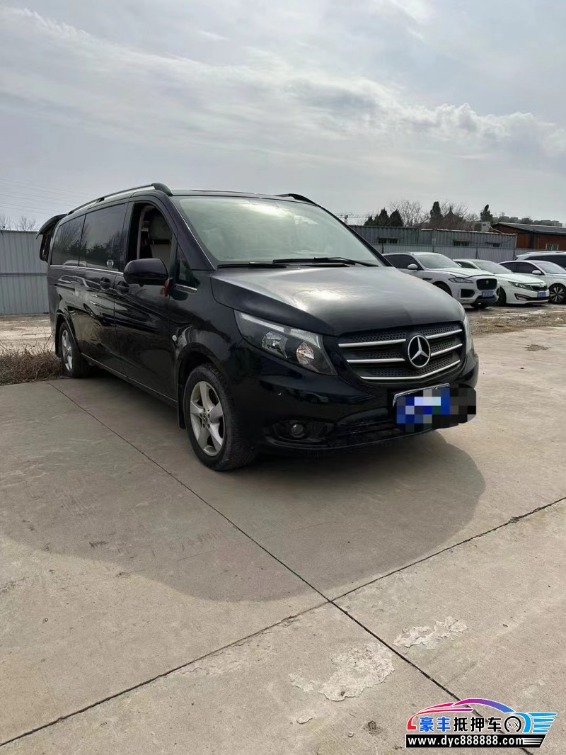 21年奔驰威霆轿车抵押车出售