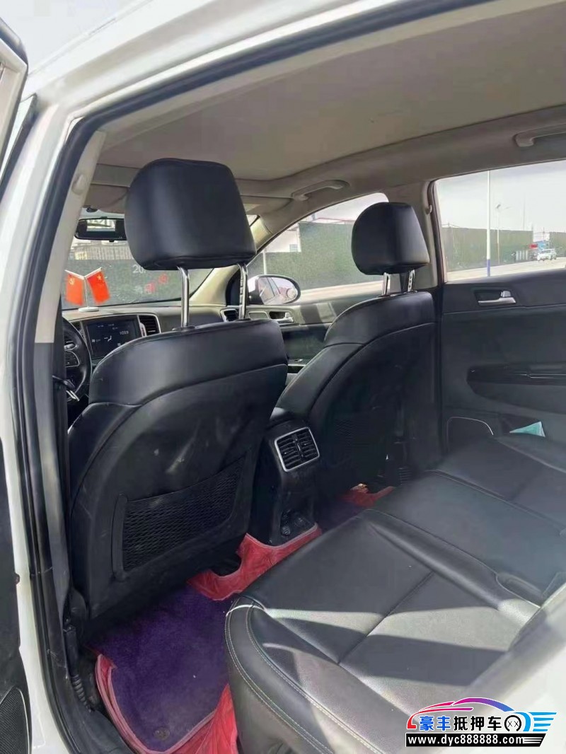 16年起亚KX5轿车抵押车出售