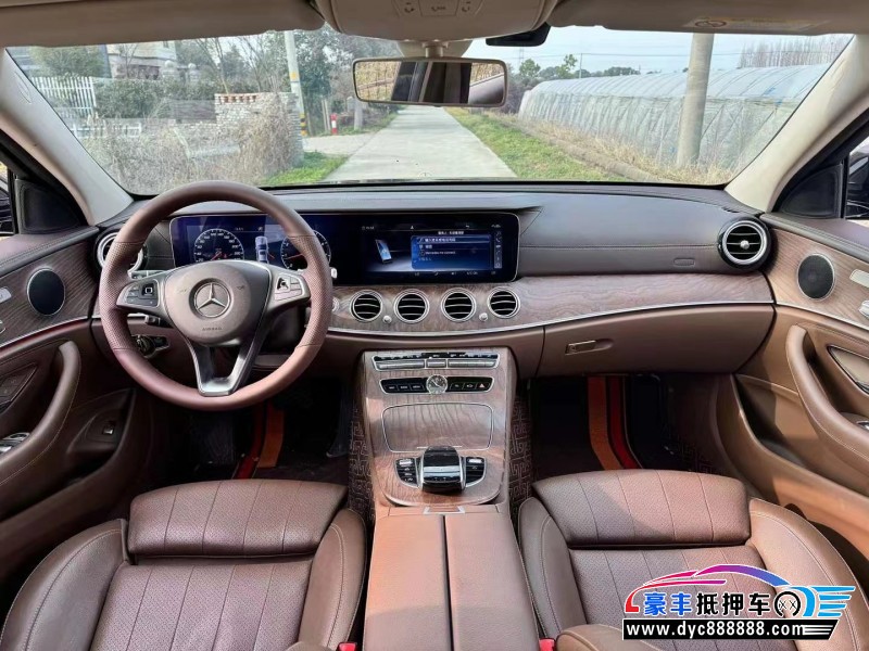 18年奔驰E轿车抵押车出售