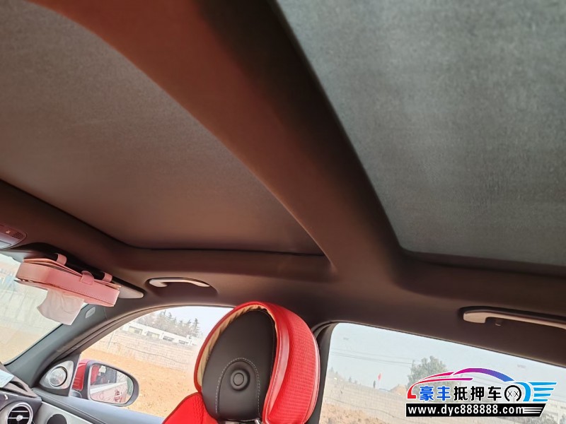 18年奔驰GLC轿车抵押车出售