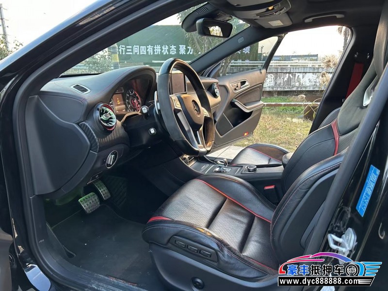 15年奔驰A轿车抵押车出售