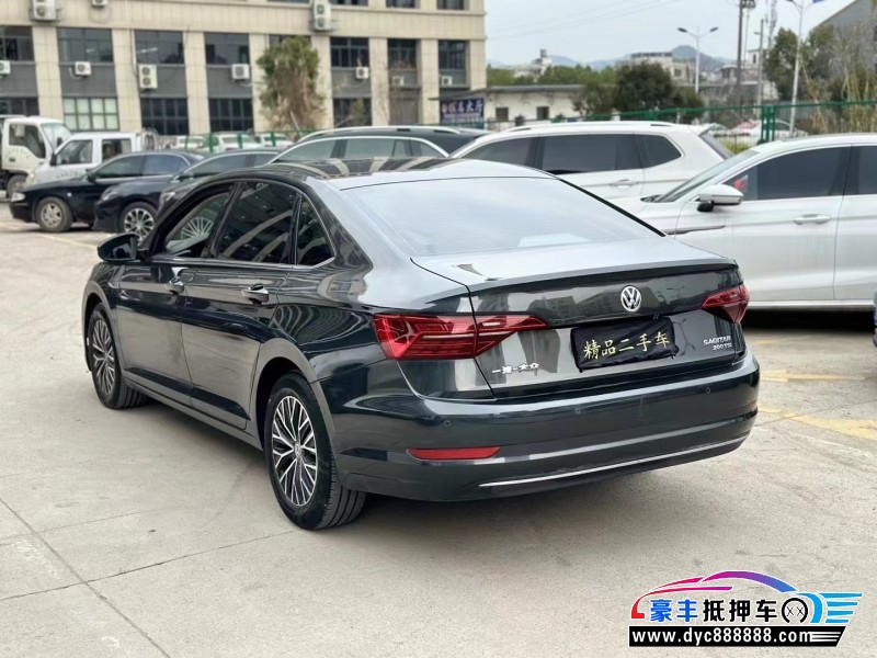 20年大众速腾轿车抵押车出售