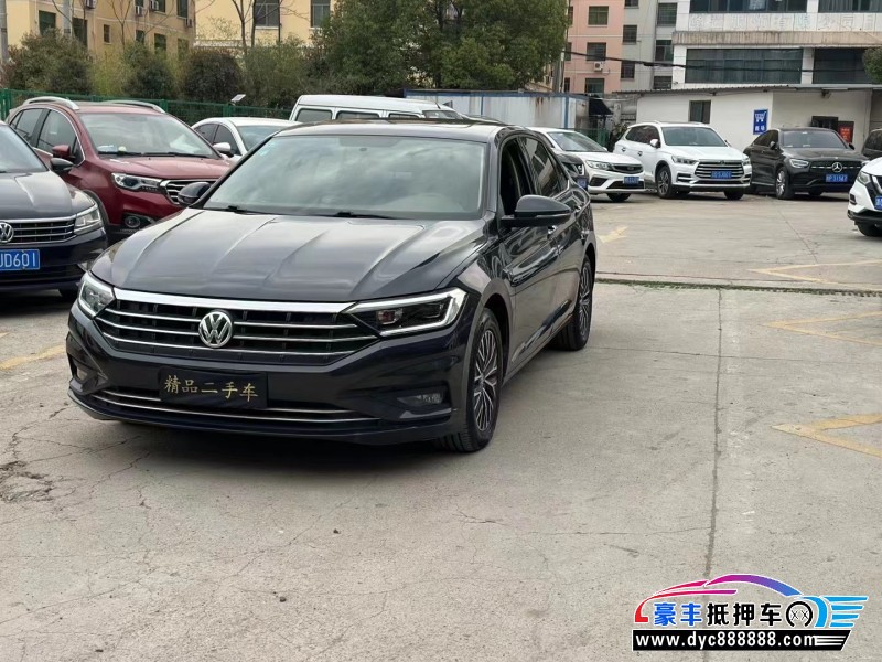 20年大众速腾轿车抵押车出售