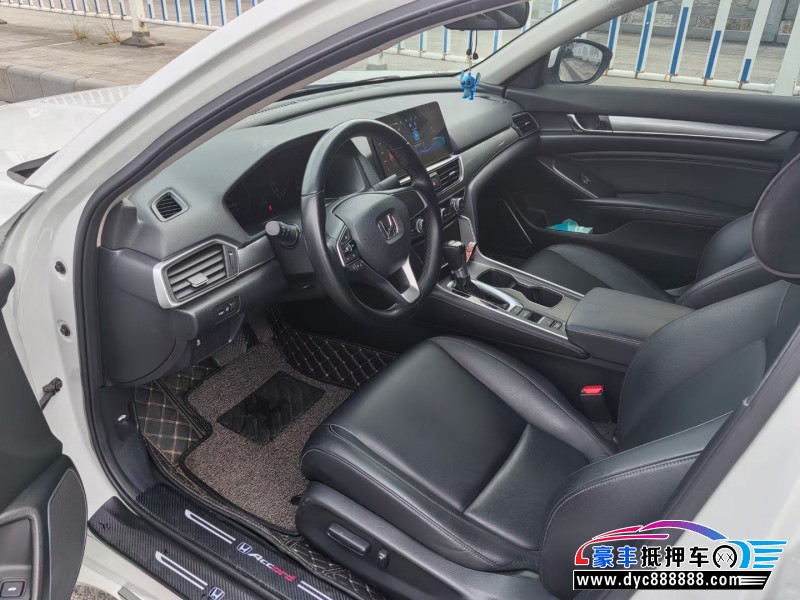 22年本田雅阁轿车抵押车出售