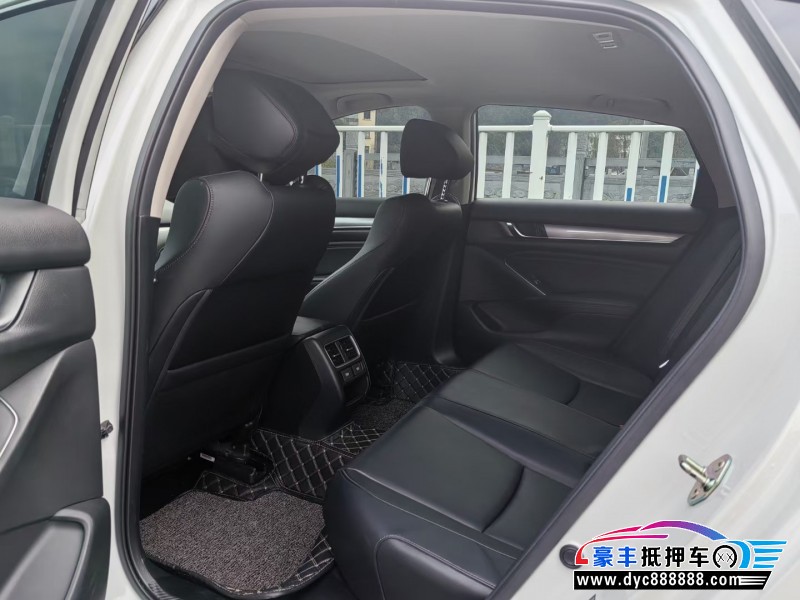 22年本田雅阁轿车抵押车出售