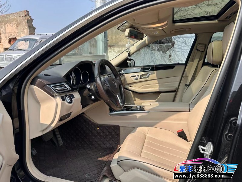 15年奔驰E轿车抵押车出售