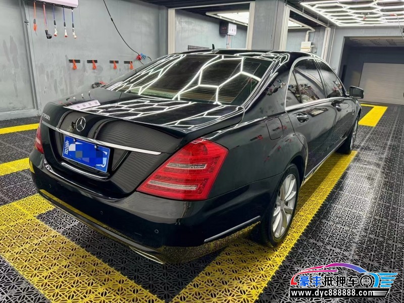 12年奔驰S轿车抵押车出售