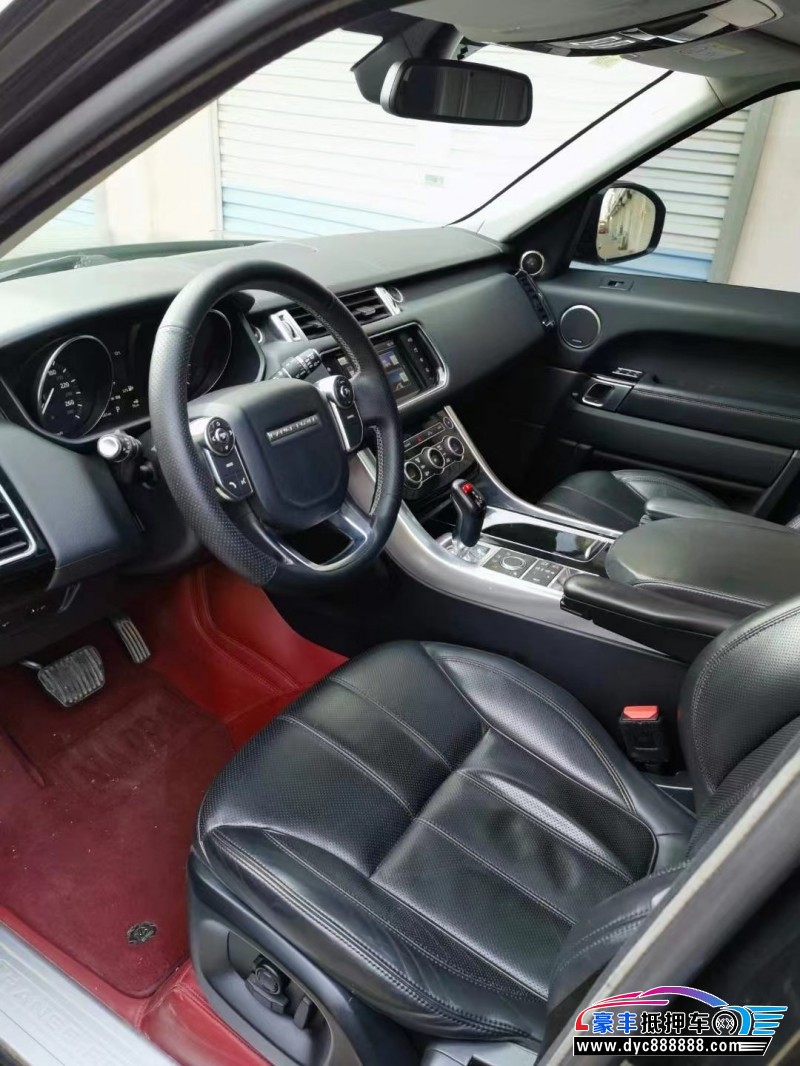 16年路虎揽胜运动轿车抵押车出售