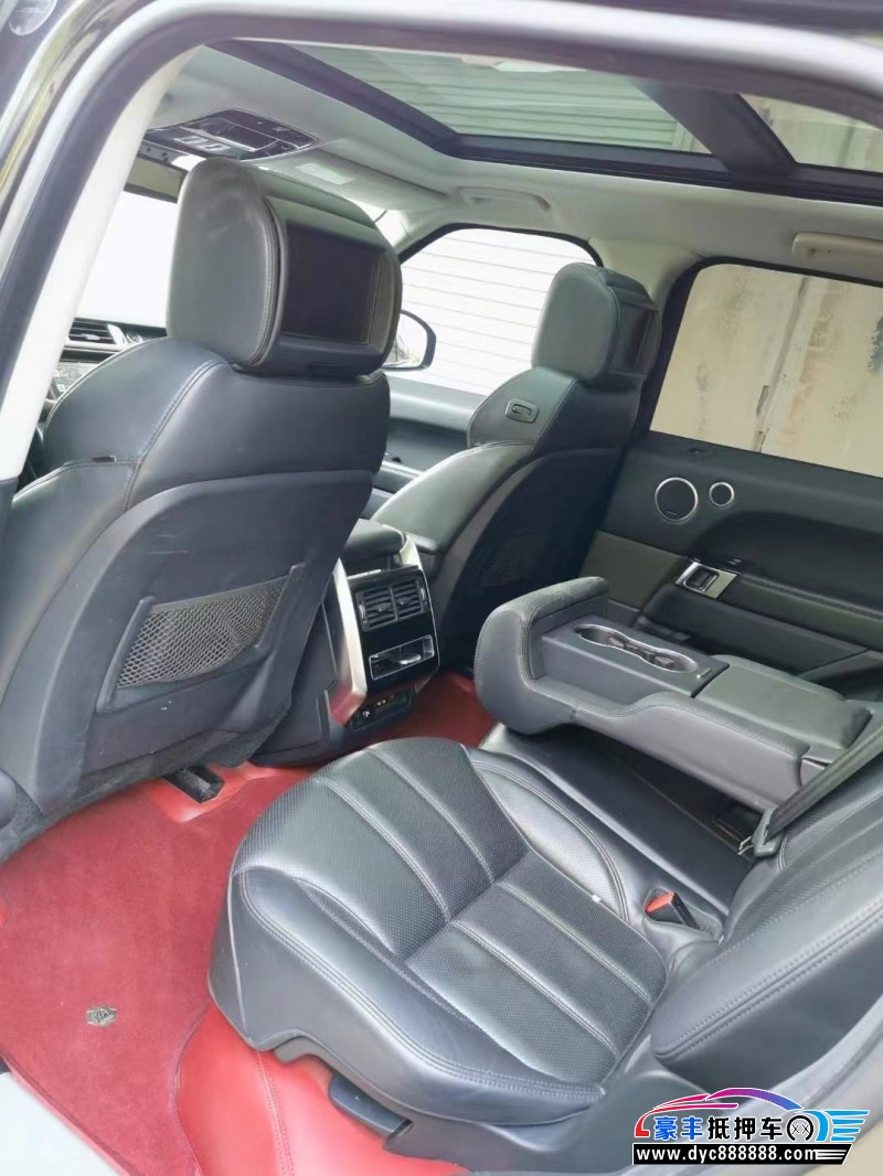 16年路虎揽胜运动轿车抵押车出售