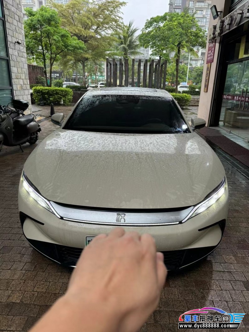 23年比亚迪汉轿车抵押车出售