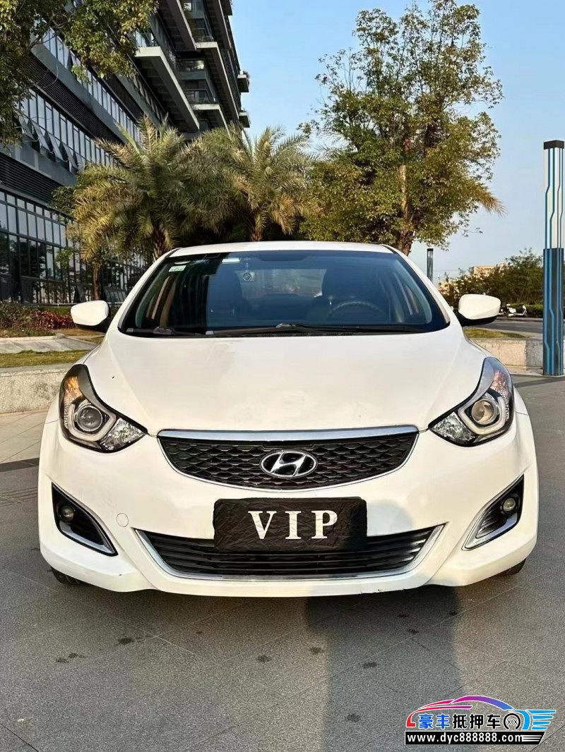 18年现代途胜轿车抵押车出售