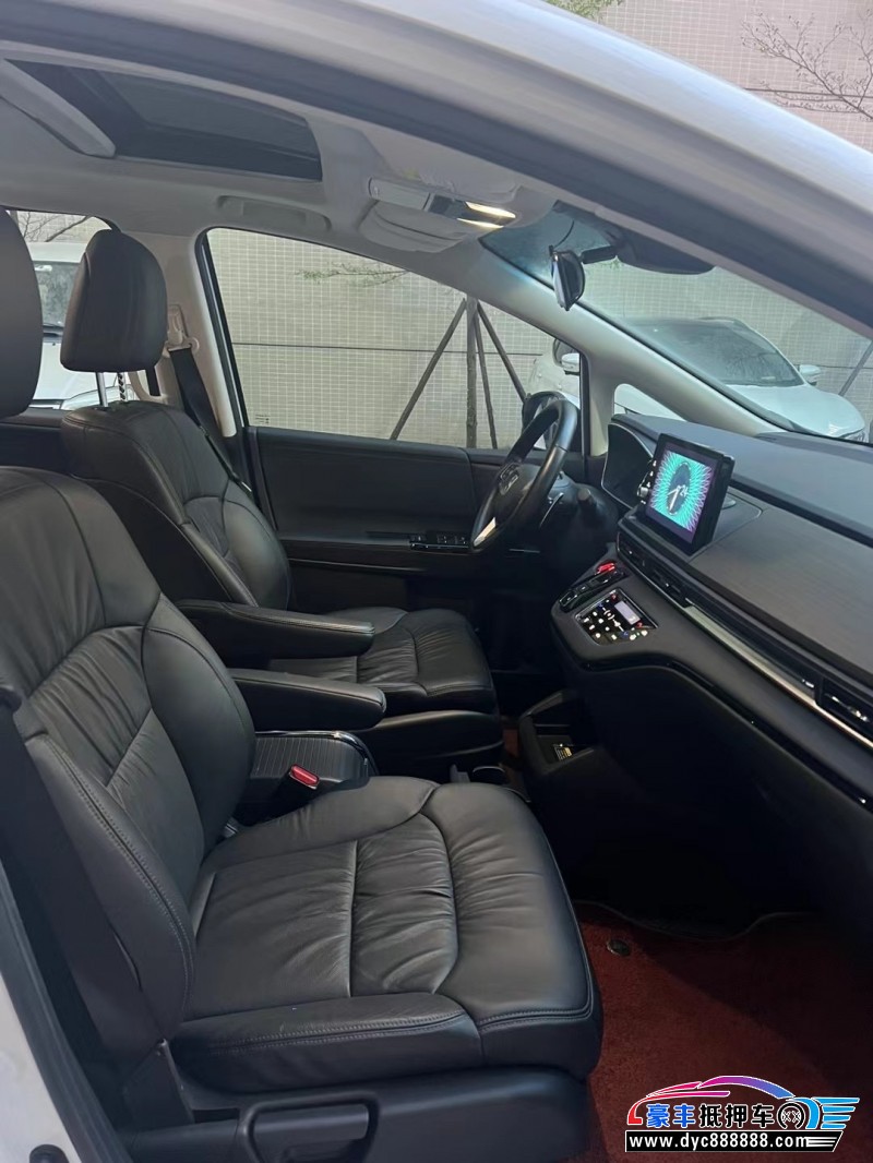 22年本田奥德赛轿车抵押车出售