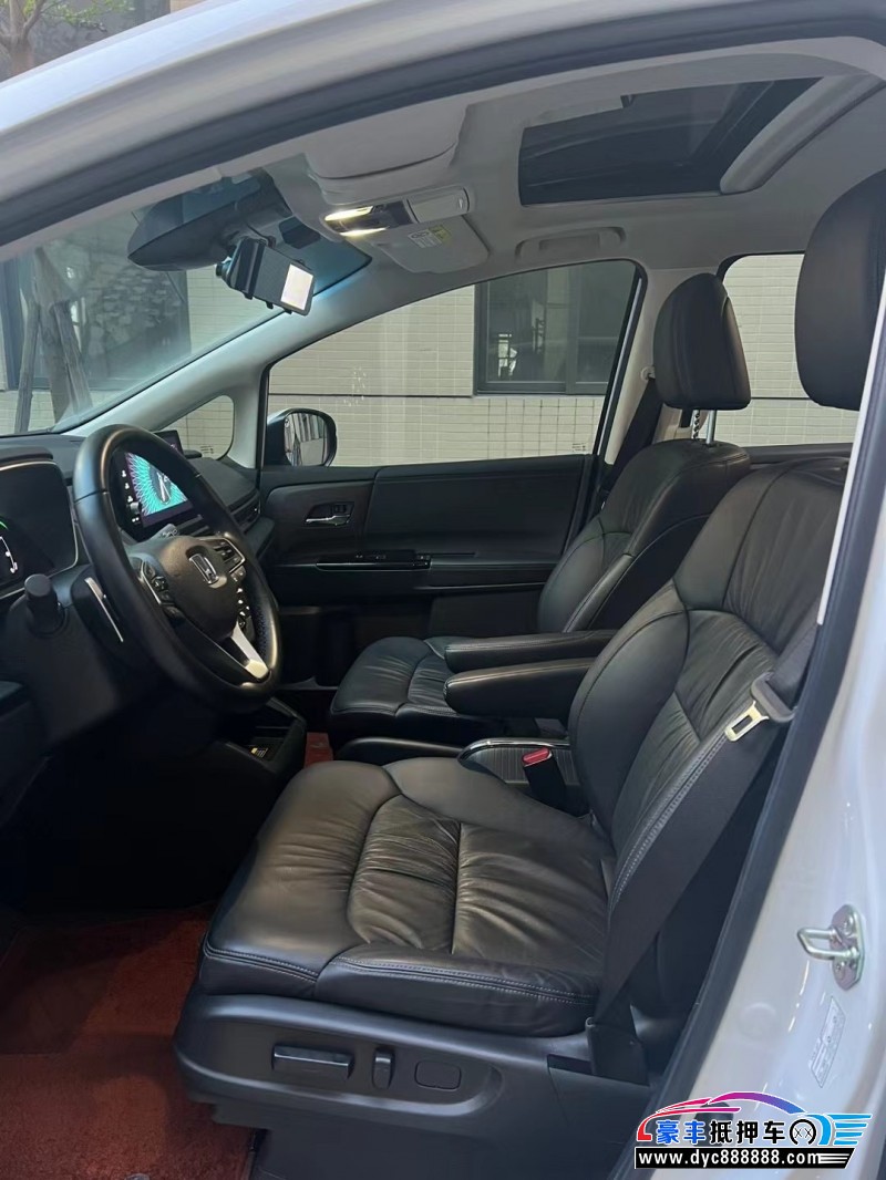 22年本田奥德赛轿车抵押车出售