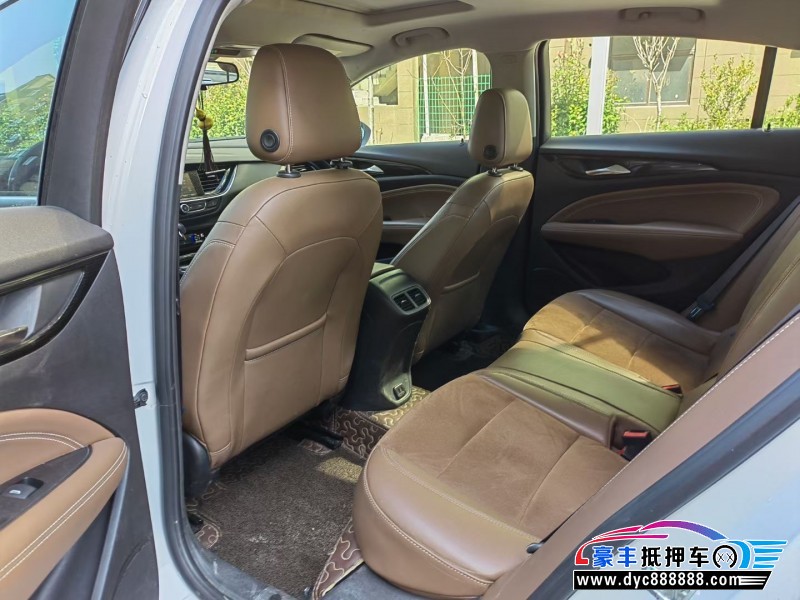 18年别克君威轿车抵押车出售