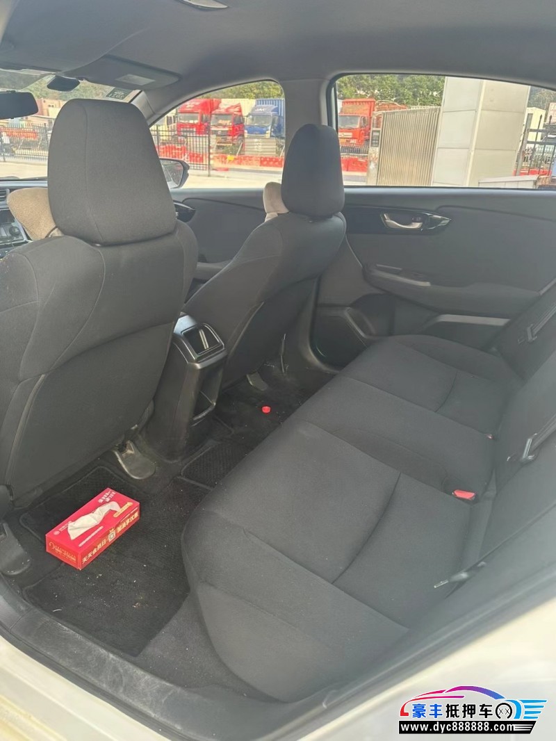 19年本田凌派轿车抵押车出售