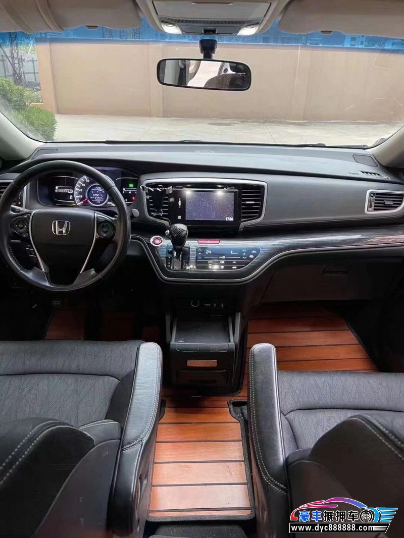 16年本田奥德赛轿车抵押车出售