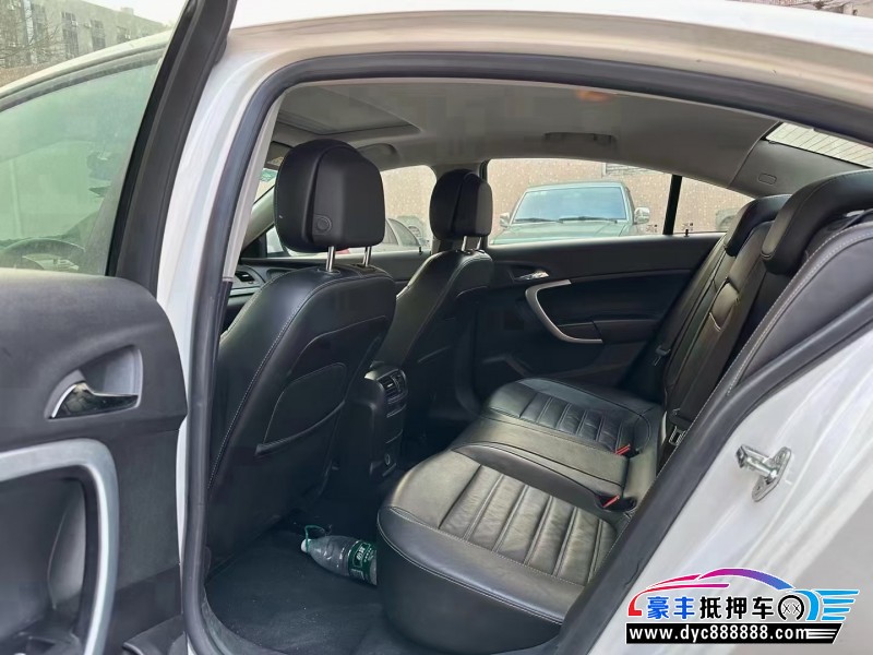 14年别克君威轿车抵押车出售