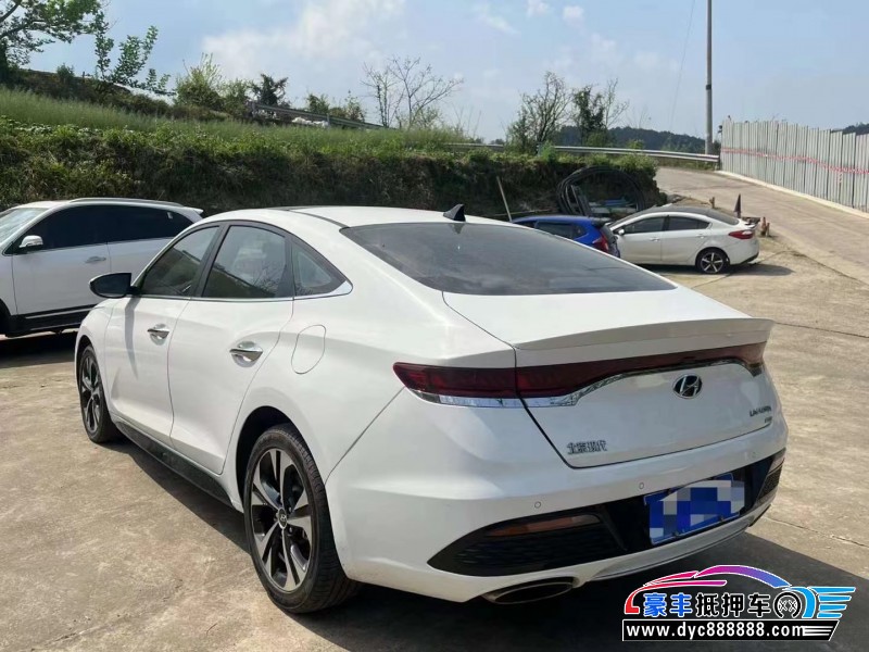 21年现代菲斯塔轿车抵押车出售