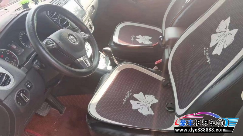 15年大众途观轿车抵押车出售