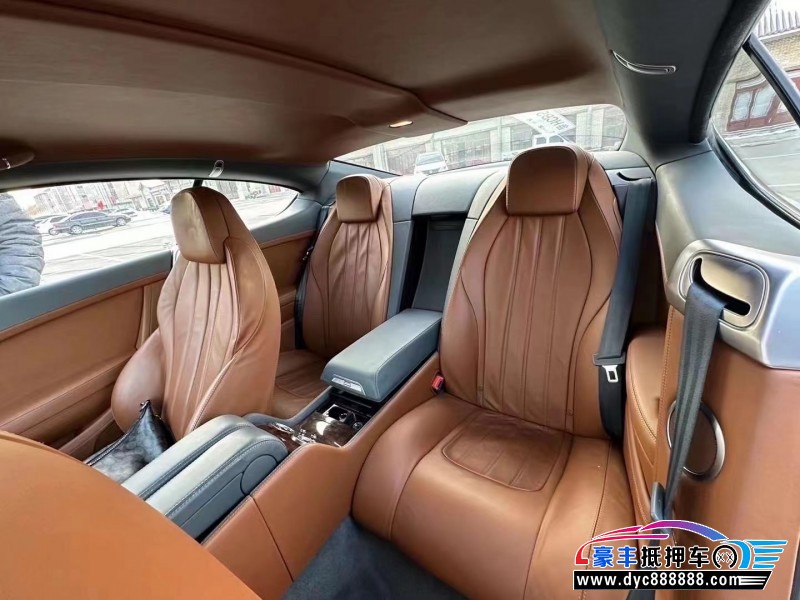 12年宾利欧陆轿车抵押车出售