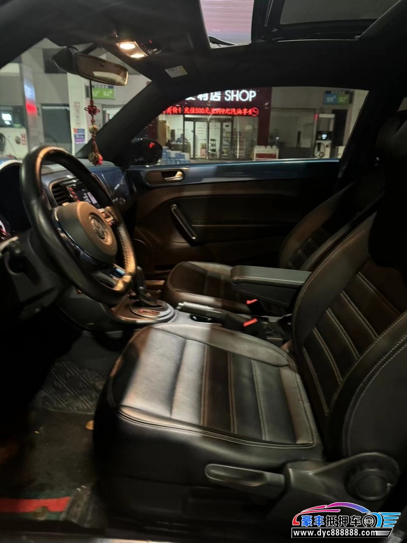 20年大众甲壳虫轿车抵押车出售