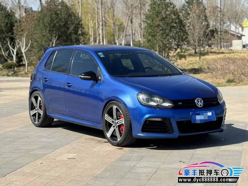 13年大众高尔夫轿车抵押车出售