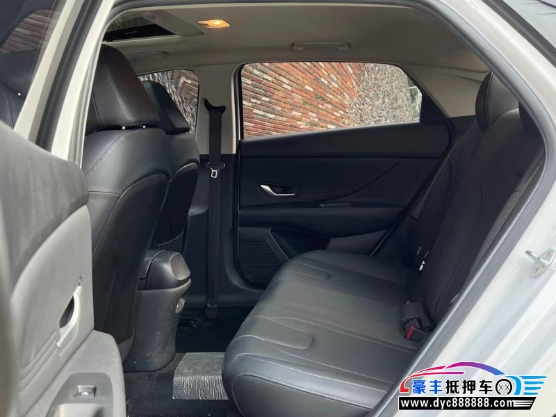 21年现代伊兰特轿车抵押车出售