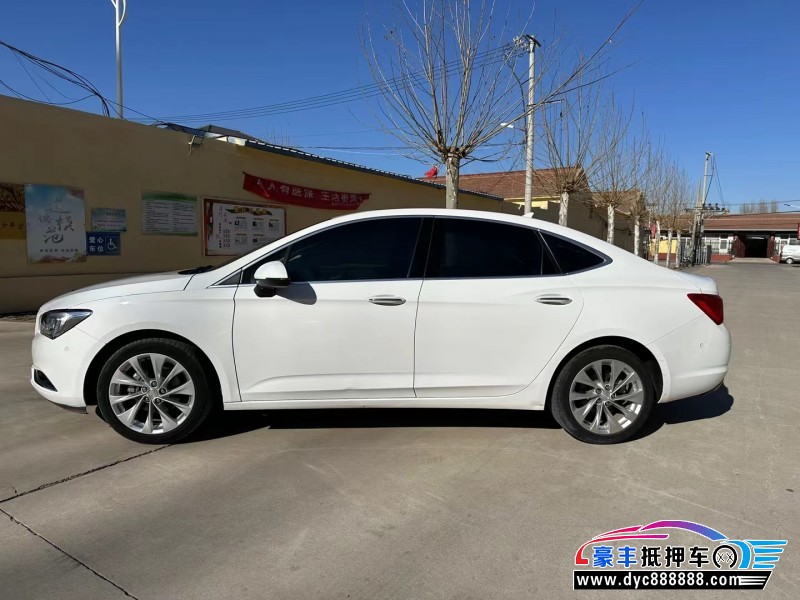 17年别克威朗轿车抵押车出售