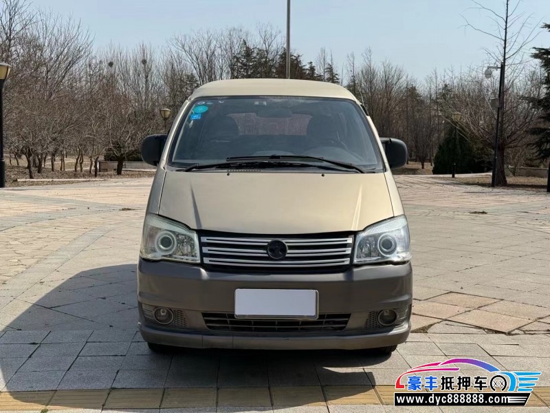 16年东风风行菱智轿车抵押车出售