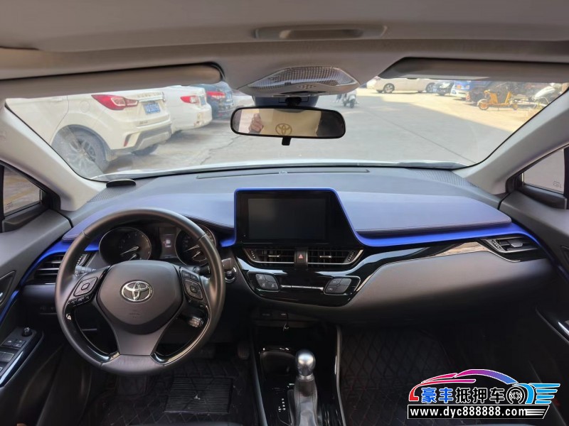 21年丰田C-HR轿车抵押车出售