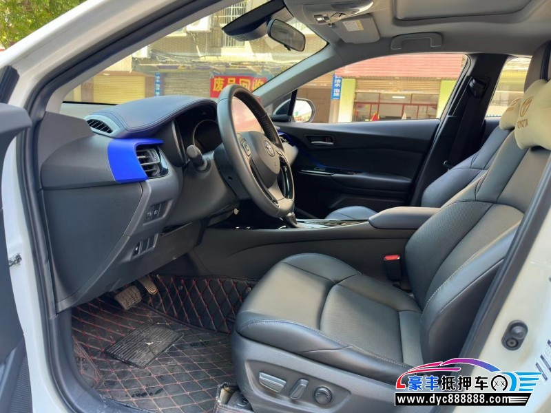 21年丰田C-HR轿车抵押车出售