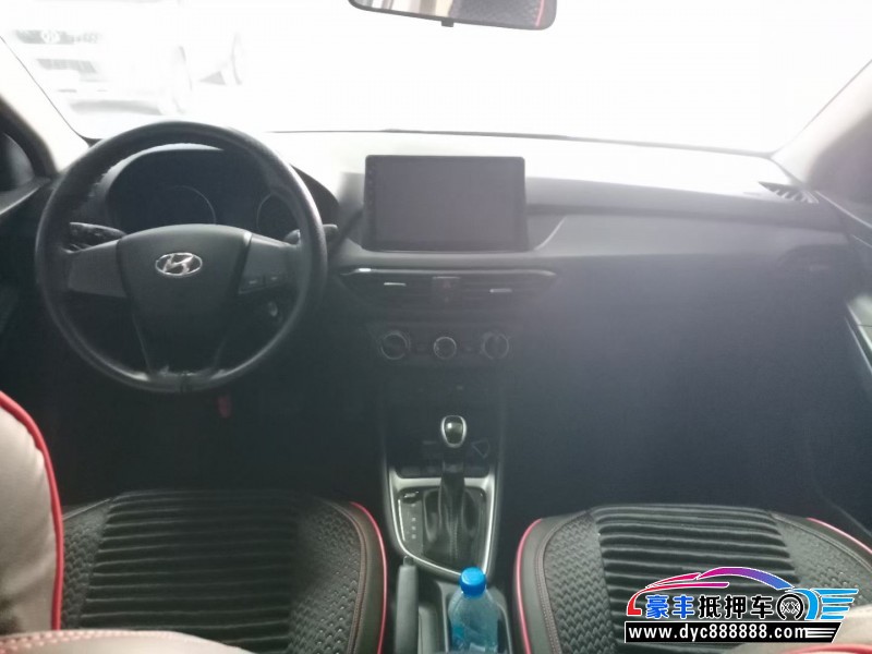 21年现代悦动轿车抵押车出售