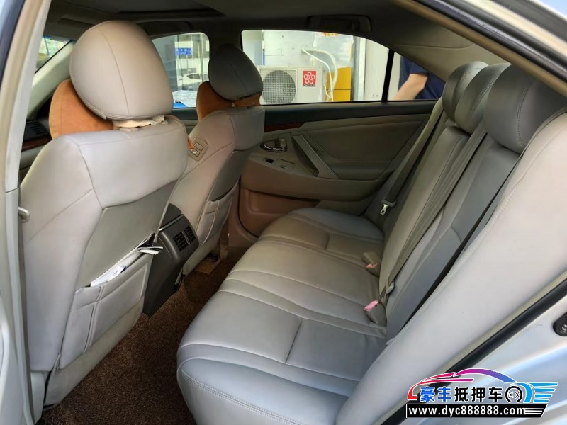 06年丰田凯美瑞轿车抵押车出售