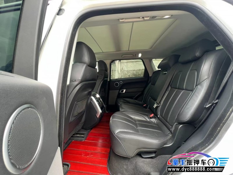 17年路虎揽胜运动版轿车抵押车出售