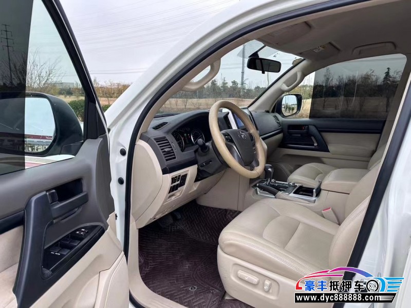 20年丰田兰德酷路泽（陆巡）轿车抵押车出售