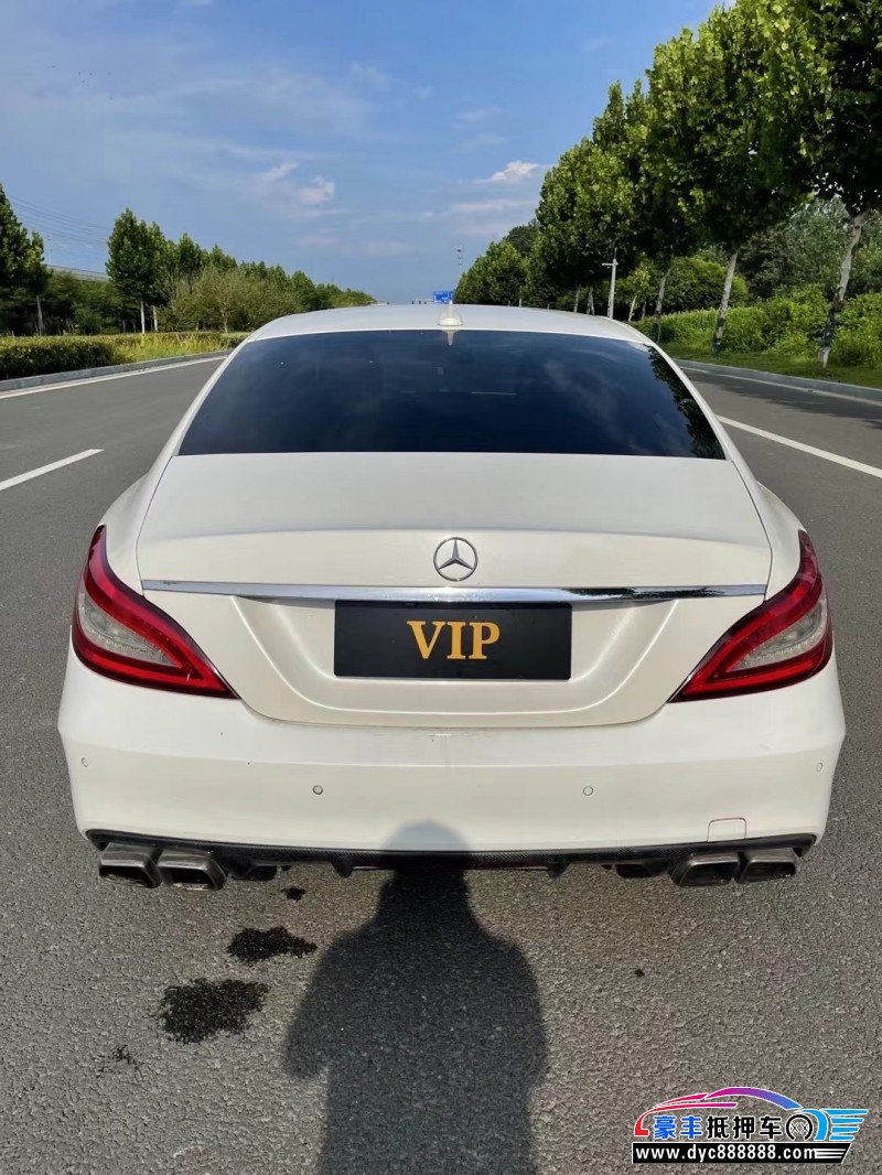 17年奔驰CLS轿车抵押车出售