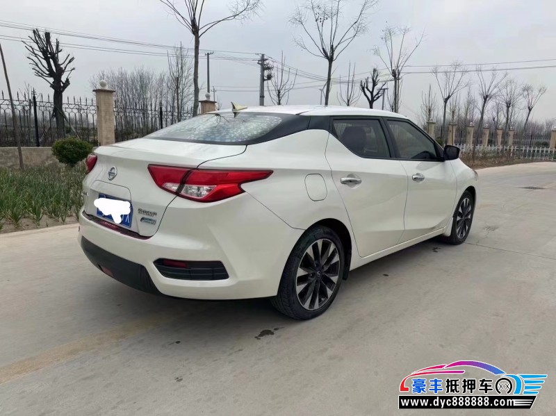 18年日产蓝鸟轿车抵押车出售