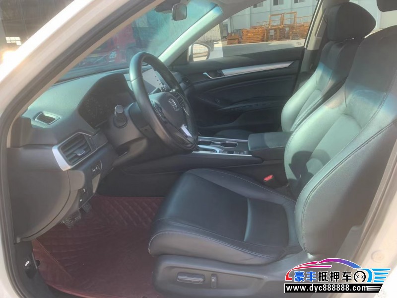 19年本田雅阁轿车抵押车出售