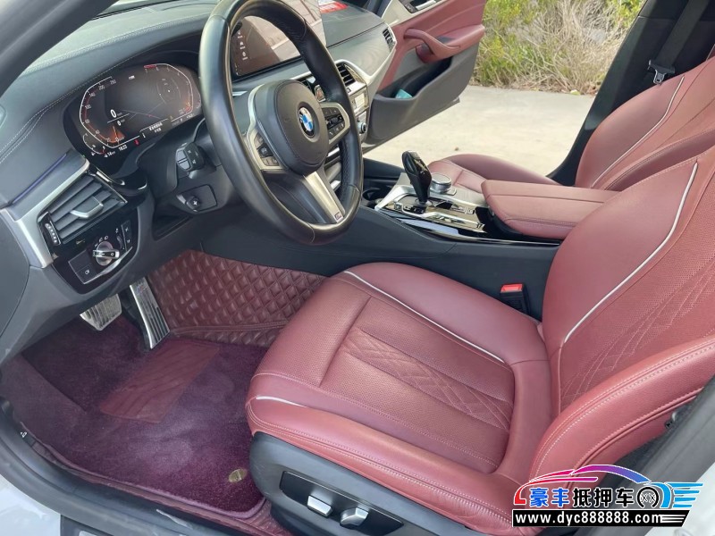 21年宝马5系轿车抵押车出售