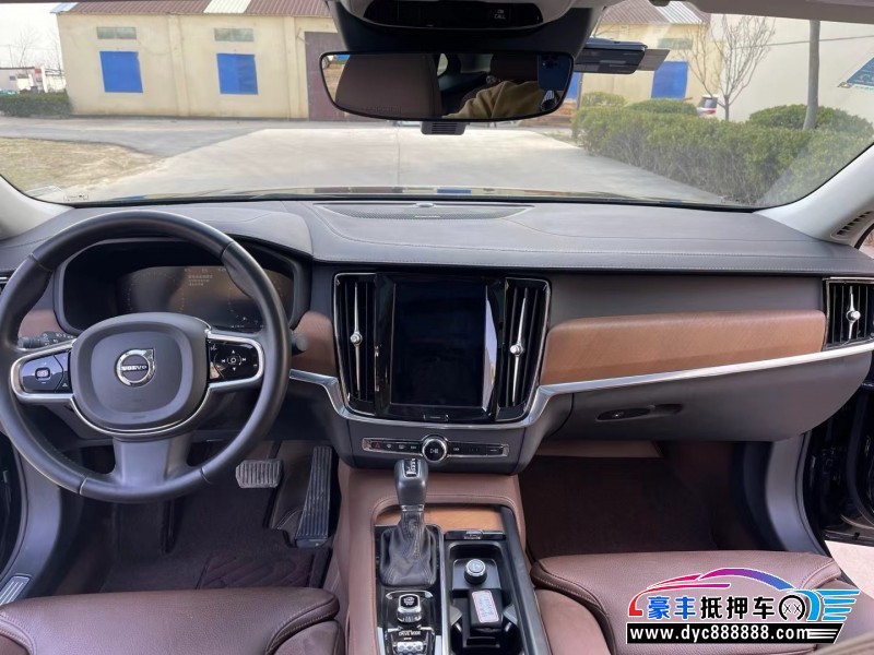 20年沃尔沃S90轿车抵押车出售